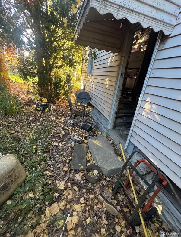 7521 Rutherford Street, Detroit, MI 48228