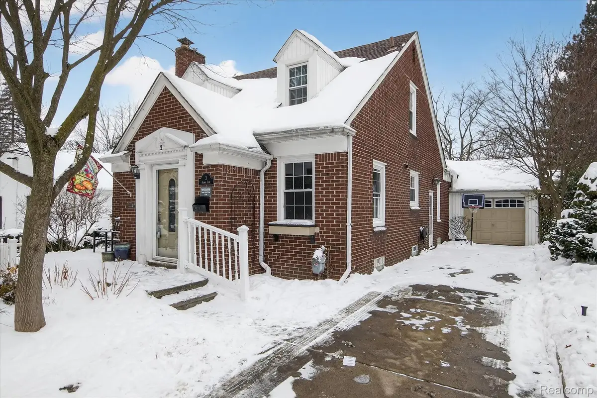 3 Adams Lane, Dearborn, MI 48120 - Image #1