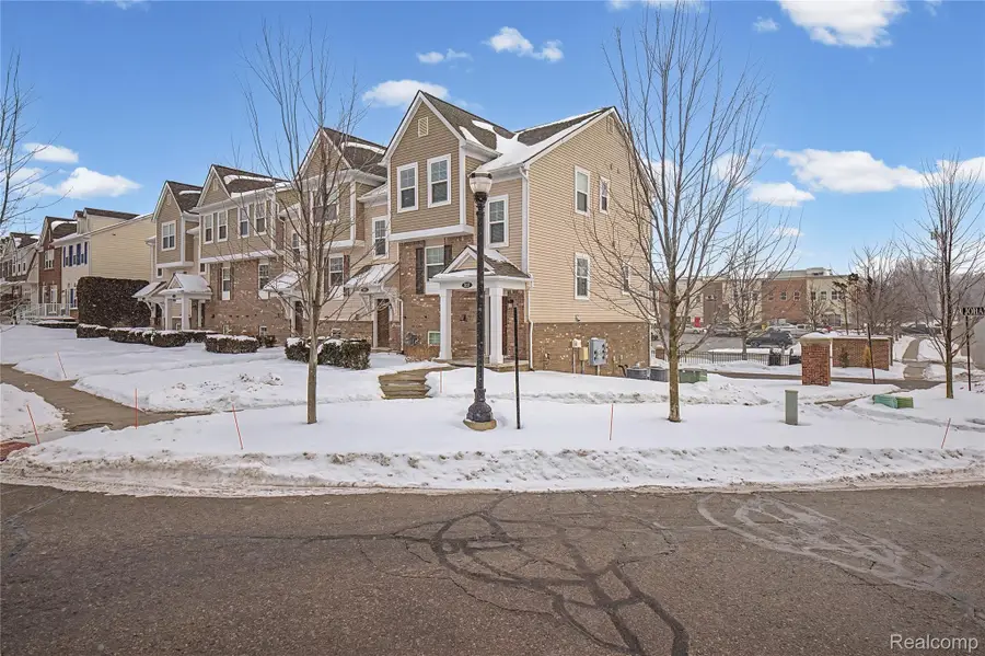 3157 Johanna Ware W, Wixom, MI 48393 - #2