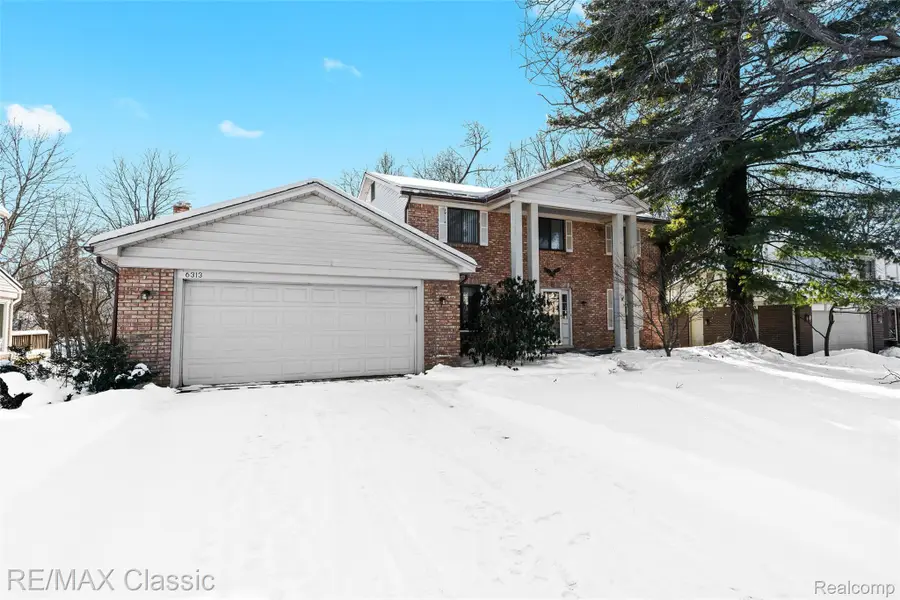6313 Kiev Street, West Bloomfield, MI 48324 - Image #2