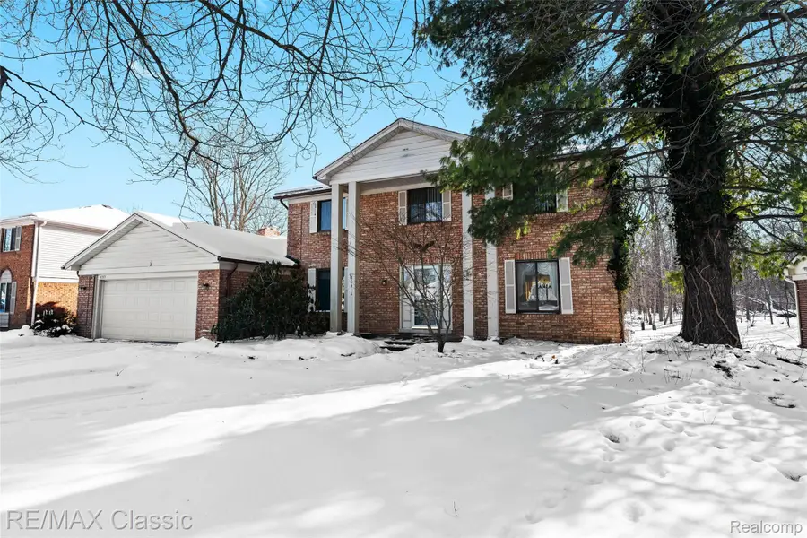 6313 Kiev Street, West Bloomfield, MI 48324 - Image #3