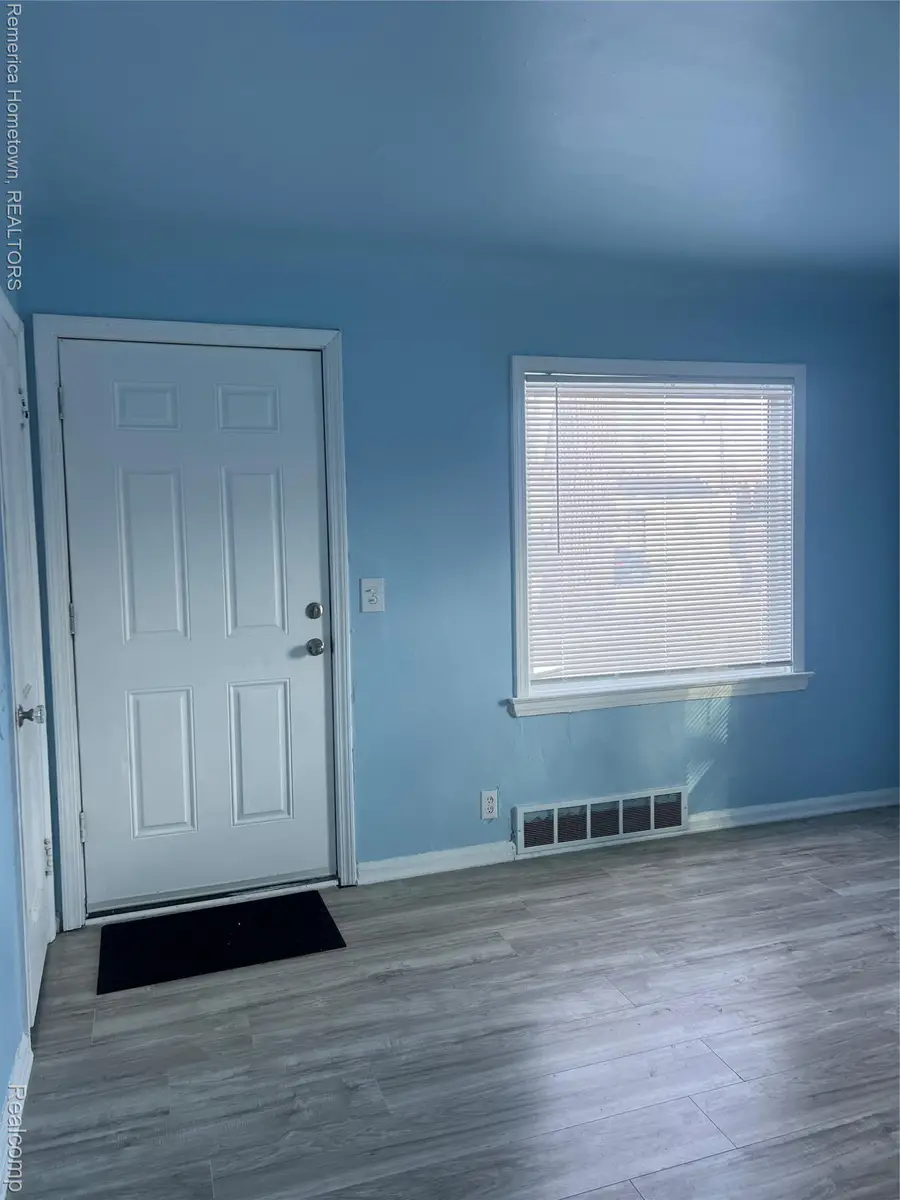 26159 Stanford Street, Inkster, MI 48141 - #3