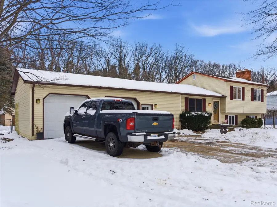2222 Landmark Drive, Lapeer, MI 48446 - #3