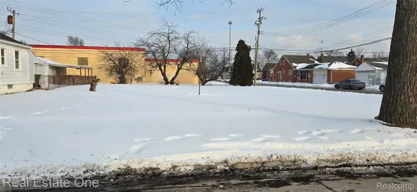 7410 Barrie Street, Dearborn, MI 48126