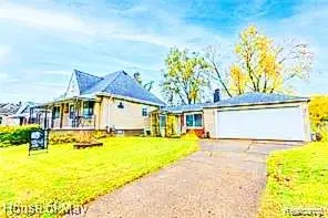 759 E Maxlow Avenue, Hazel Park, MI 48030 - #3