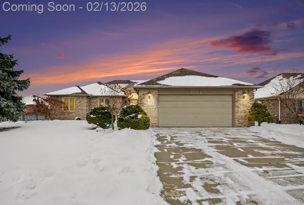 39516 Vinnie Court, ClintonTownship, MI 48038