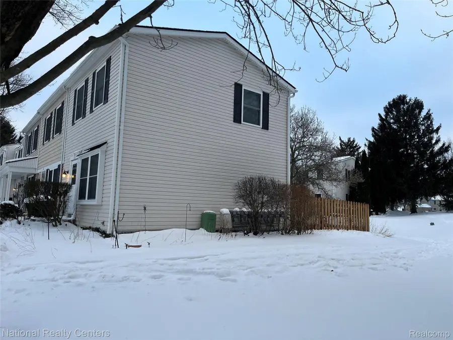 1200 Marseille Court, Rochester Hills, MI 48307 - Image #3