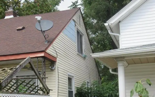 1205 E Muir Avenue, Hazel Park, MI 48030 - #2