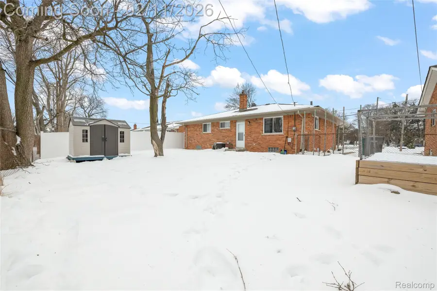 18230 Snow Avenue, Dearborn, MI 48124 - #3