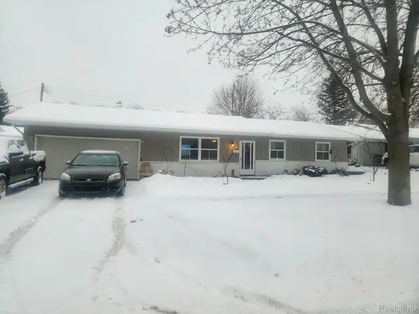 534 Mark Drive, Flushing, MI 48433