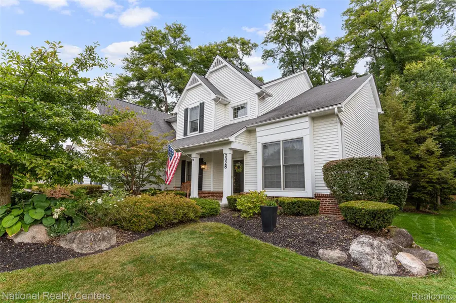 2028 Applebrook Drive, Commerce Township, MI 48382 - #3