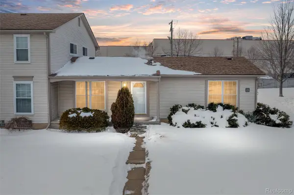 35335 Tall Oaks Drive, SterlingHeights, MI 48312