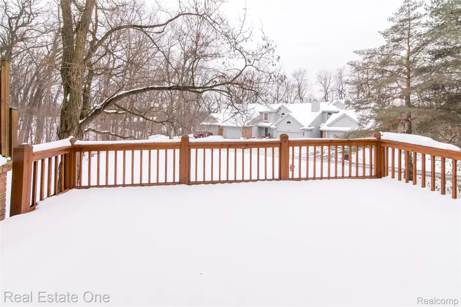 5007 Timberway Trail, Clarkston, MI 48346 - Image #3