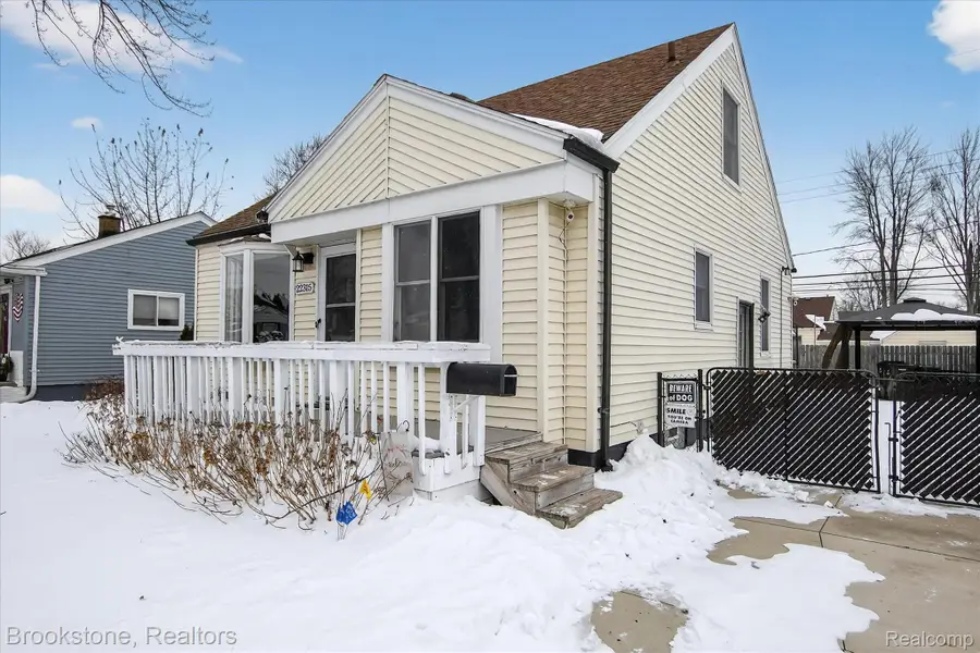 22315 Kramer Street, Saint Clair Shores, MI 48080 - Image #2