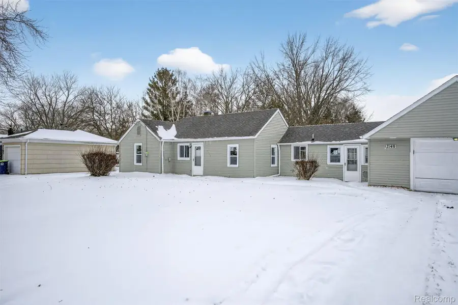 7148 Mccliggott Road, Saginaw, MI 48609 - Image #2