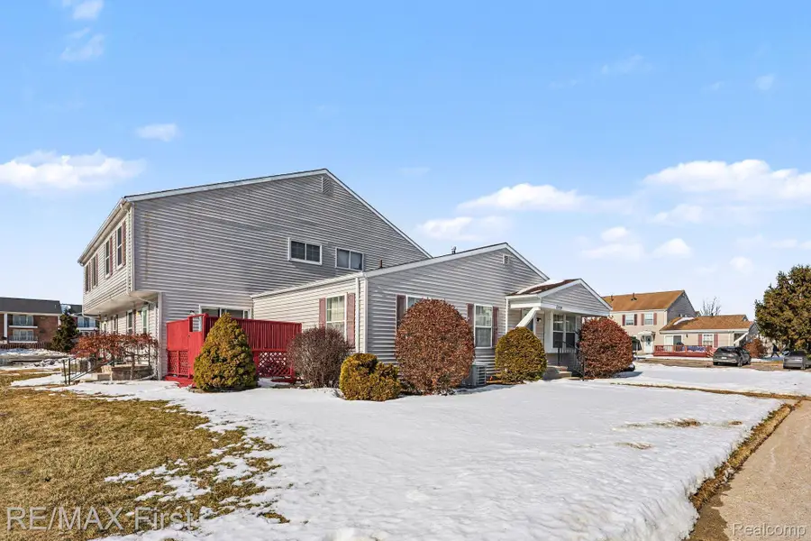 28299 Raleigh Crescent Drive, Chesterfield, MI 48051 - #2