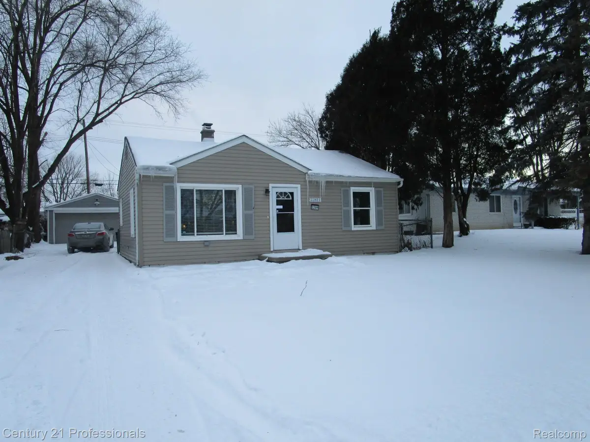 22811 Purdue Avenue, Farmington, MI 48336 - Image #1