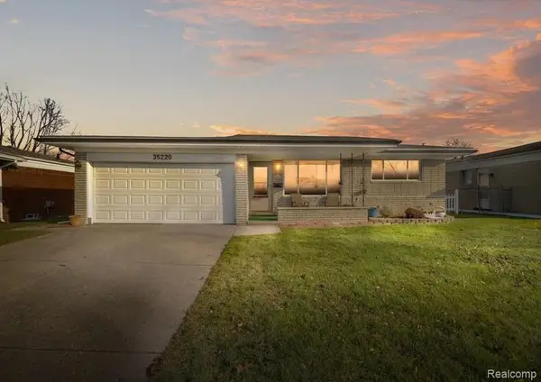 35220 Eden Park Drive, SterlingHeights, MI 48312