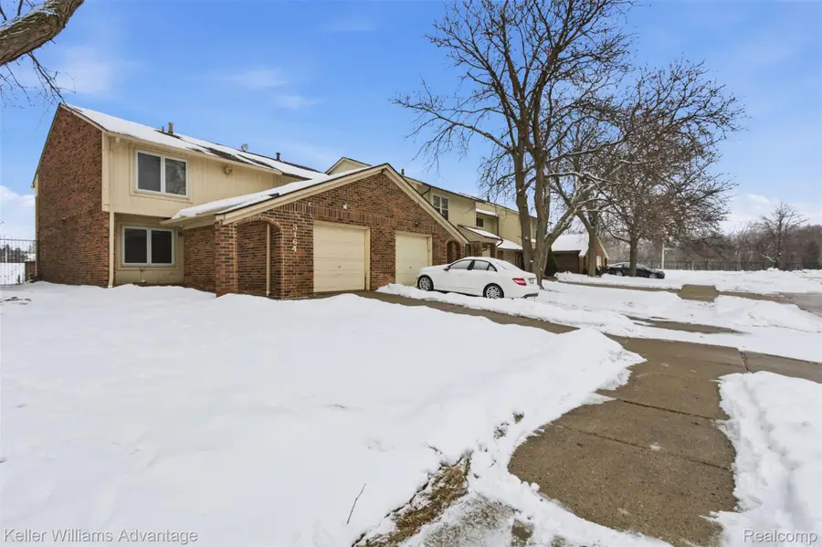 3164 Woods Circle, Detroit, MI 48207 - Image #2