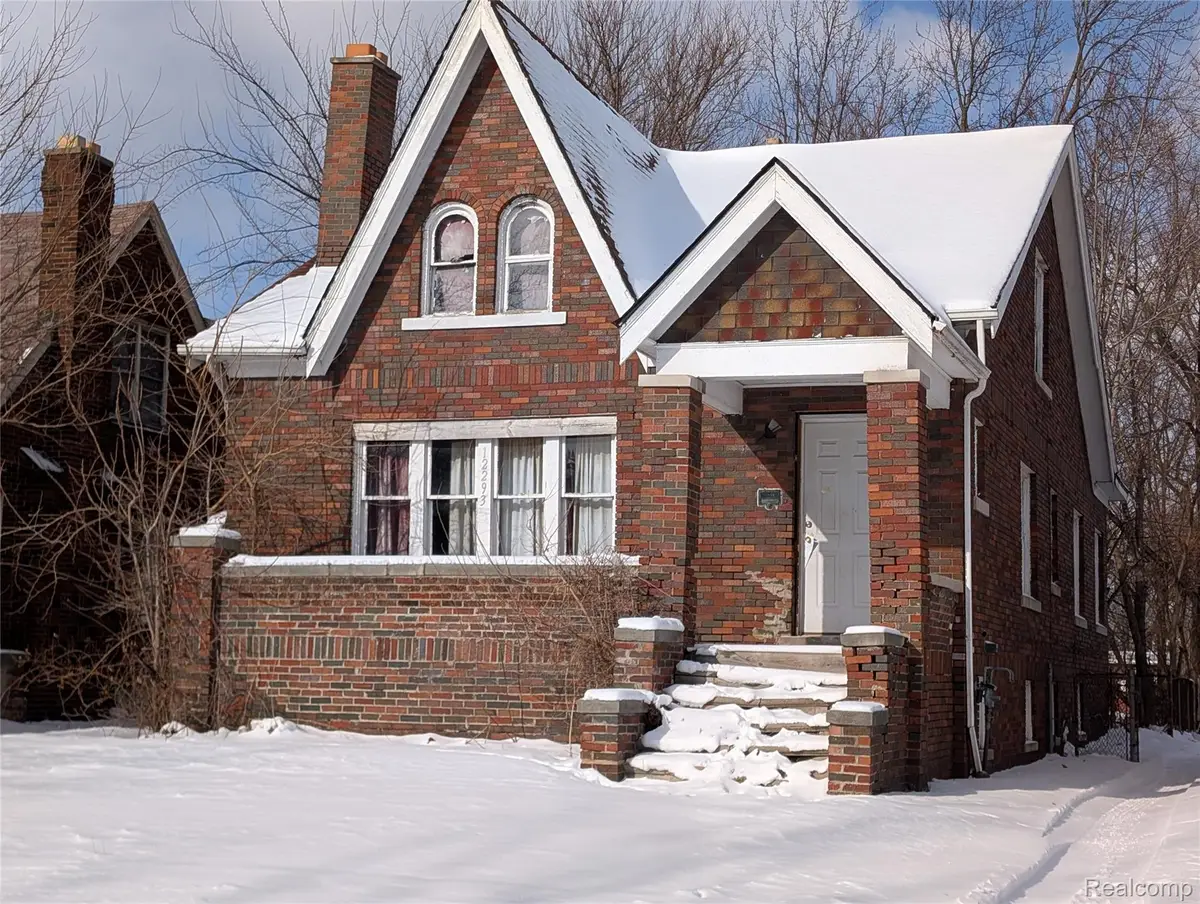 12293 Kilbourne Street, Detroit, MI 48213 - Image #1