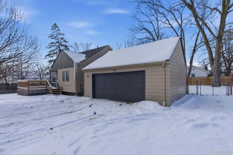 1271 Donaldson Street, Flint, MI 48504 - #3