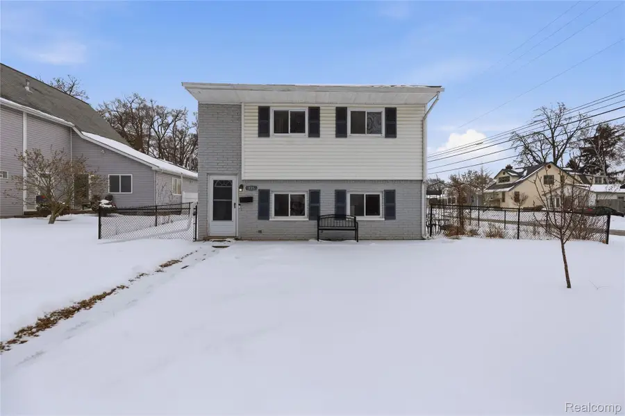 135 Gerald Avenue, Clawson, MI 48017 - #2