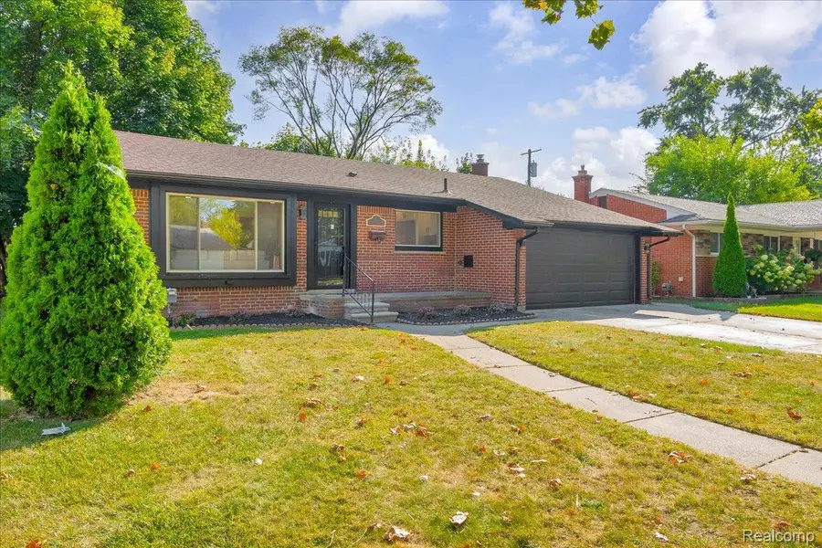 27407 Buckingham Street, Livonia, MI 48154 - #2