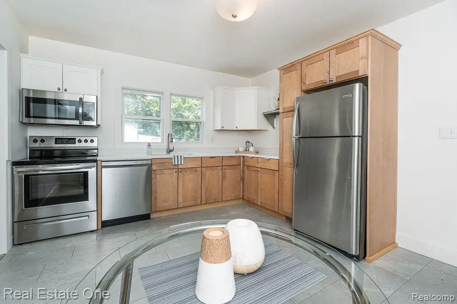 2388 W Auburn Road, Rochester, MI 48309 - #3