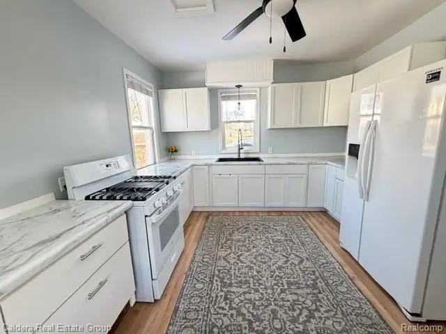 727 Griswold Street, Port Huron, MI 48060 - Image #2