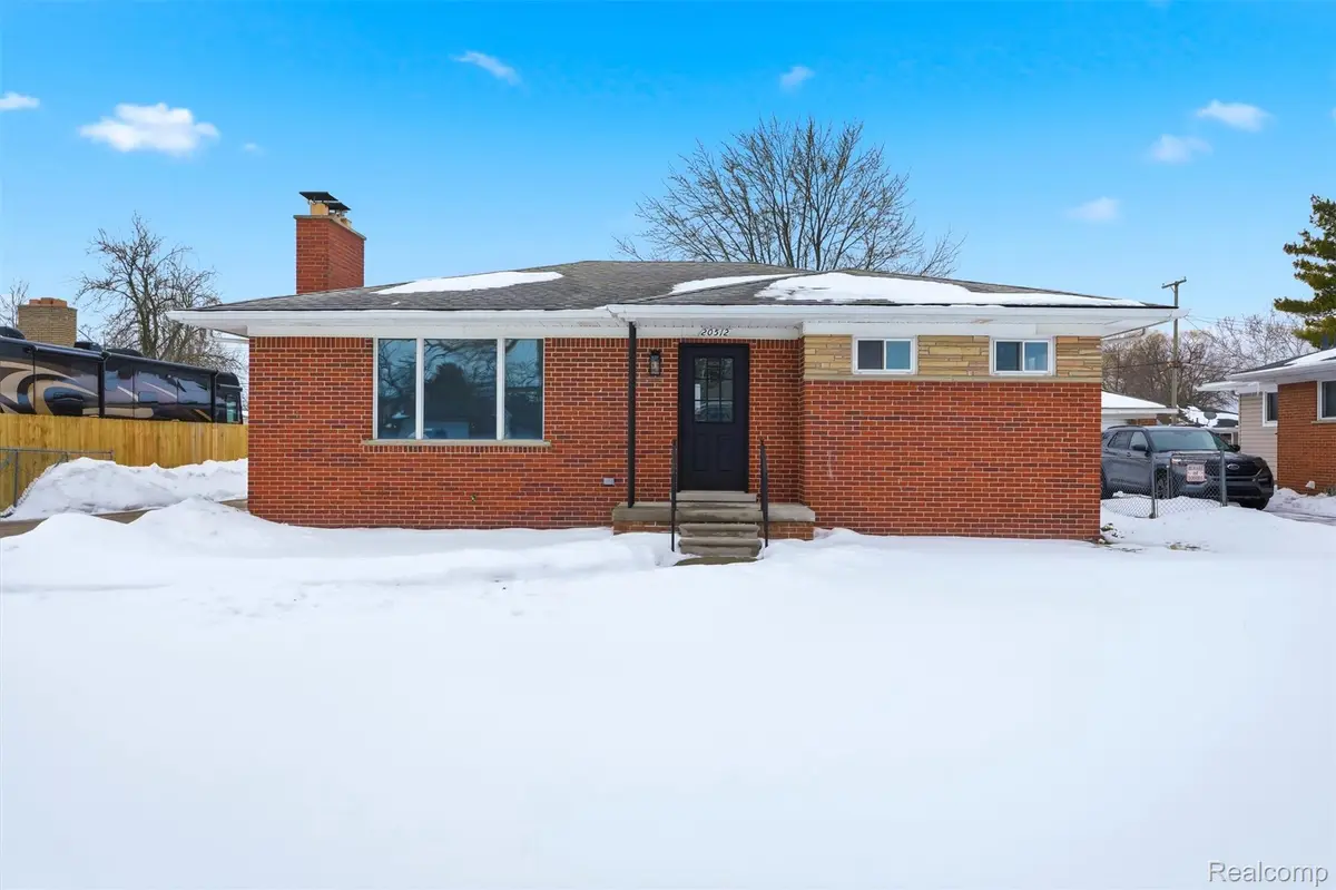 20512 Lawndale Street, Saint Clair Shores, MI 48080 - Image #1
