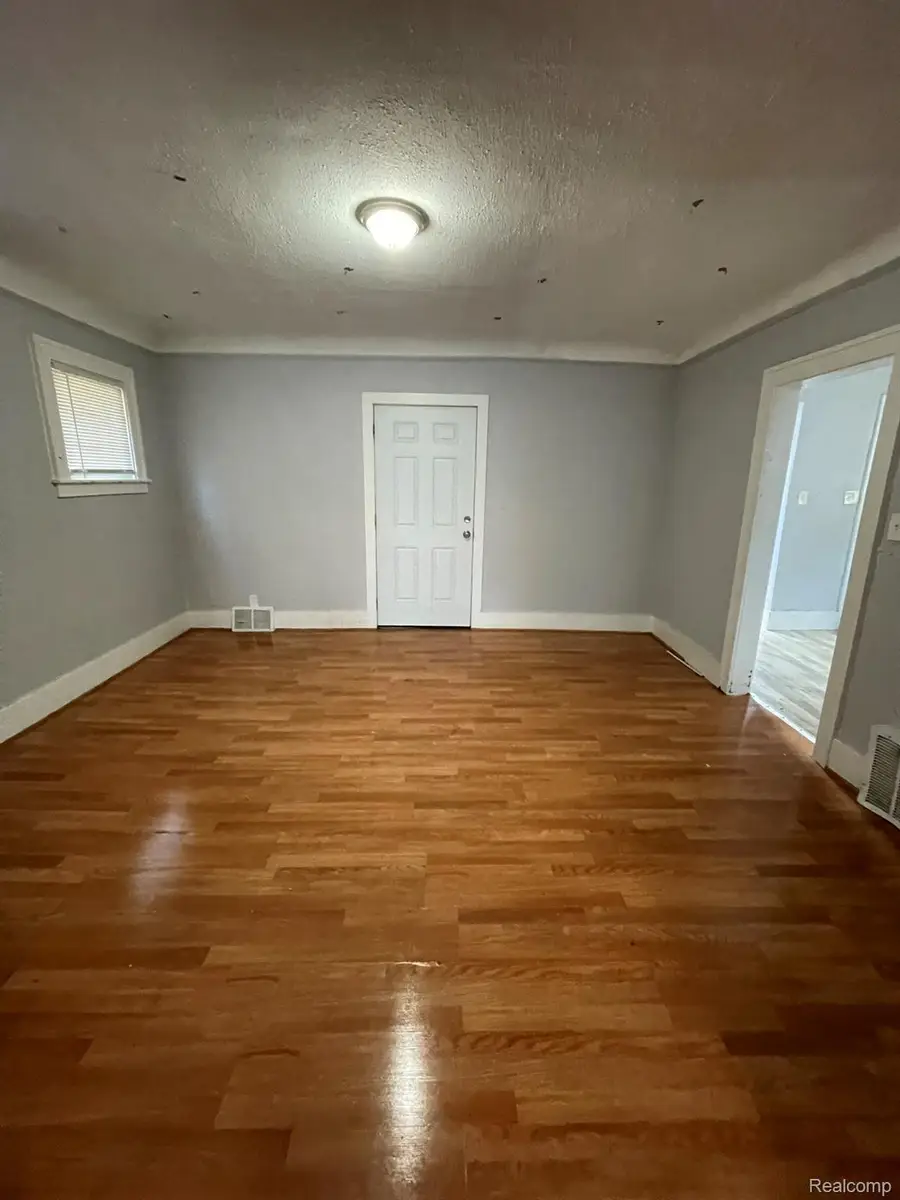 4368 Buckingham Avenue, Detroit, MI 48224 - Image #2