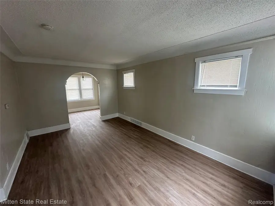 16225 Cheyenne Street, Detroit, MI 48235 - #2