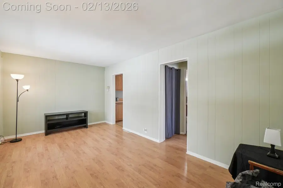 23139 Reynolds Avenue, Hazel Park, MI 48030 - #3