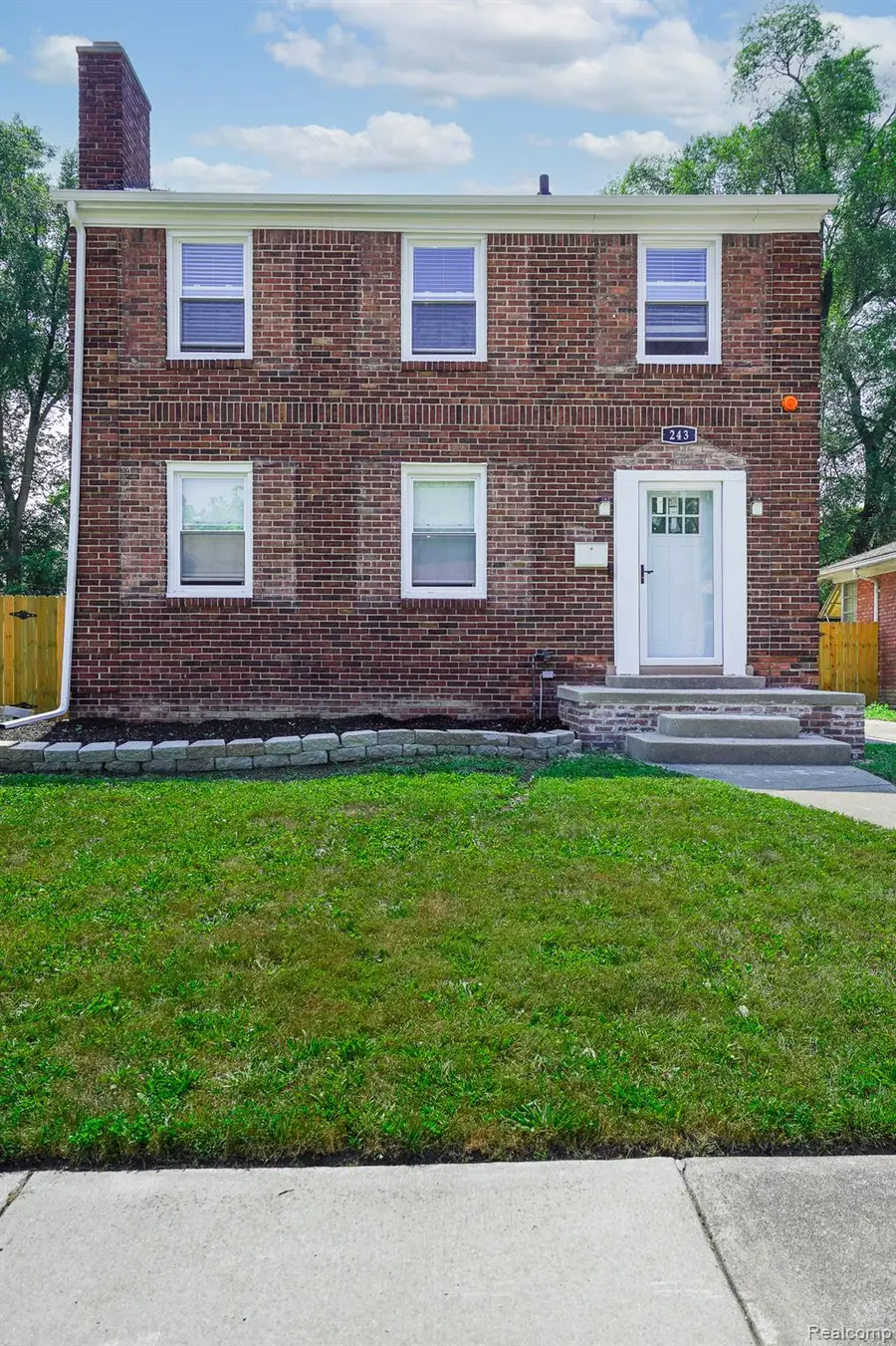 243 Newport Street, Detroit, MI 48215 - Image #3