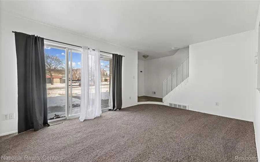 8232 Karam Boulevard #1, Warren, MI 48093 - #3