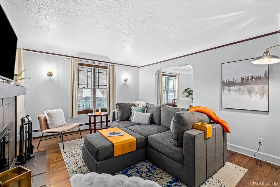 604 W Hudson Avenue, Royal Oak, MI 48067 - #2