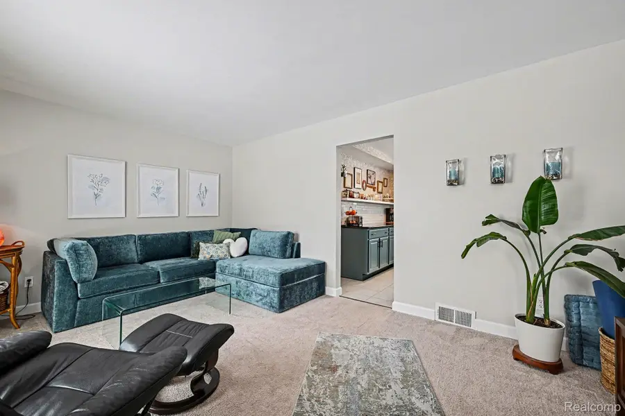 33422 Florence Street, Garden City, MI 48135 - #3