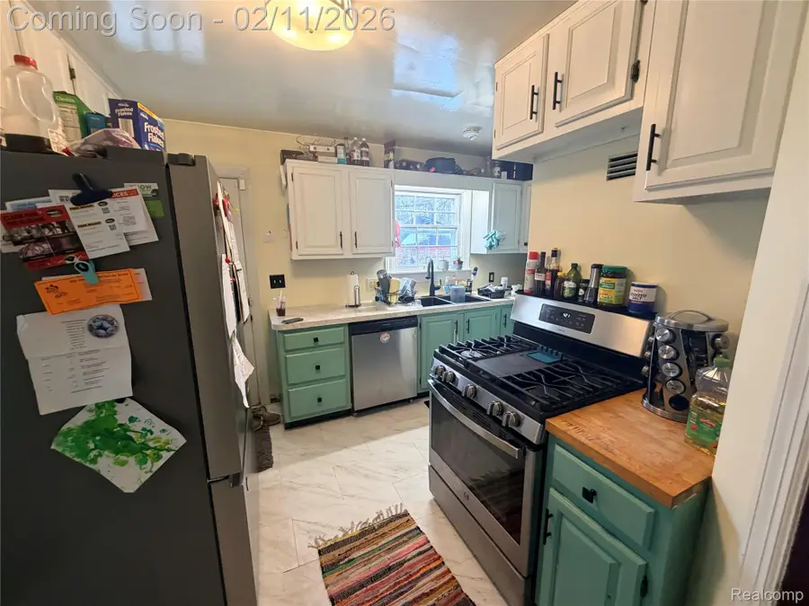 2122 Cedar Street, Holt, MI 48842 - #3