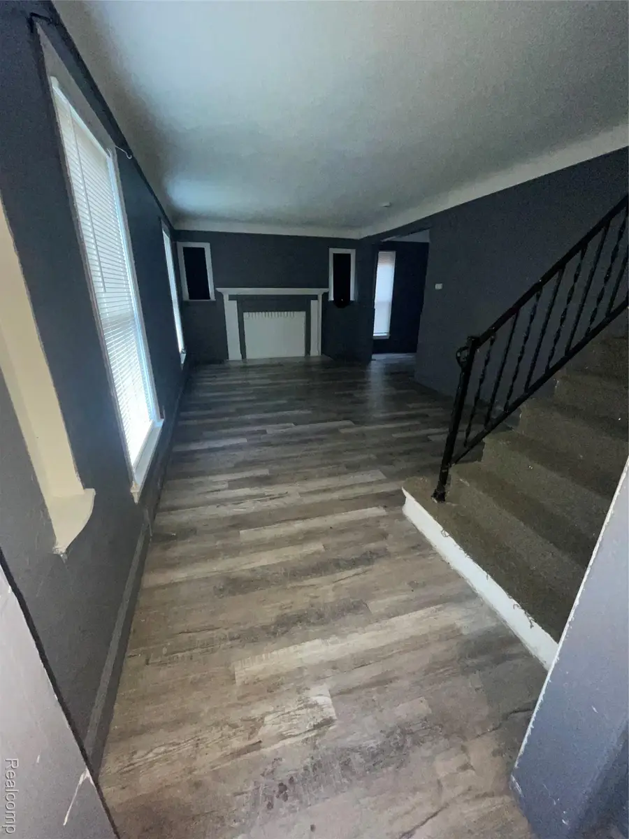 11643 Sussex Street, Detroit, MI 48227 - Image #2