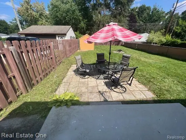 27732 Dartmouth Street, Madison Heights, MI 48071 - #2