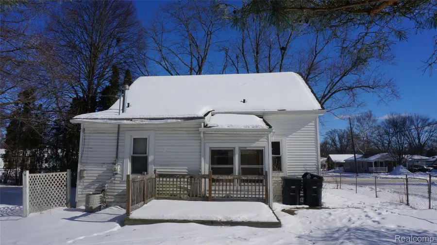 18841 Lathers Street, Livonia, MI 48152 - #3