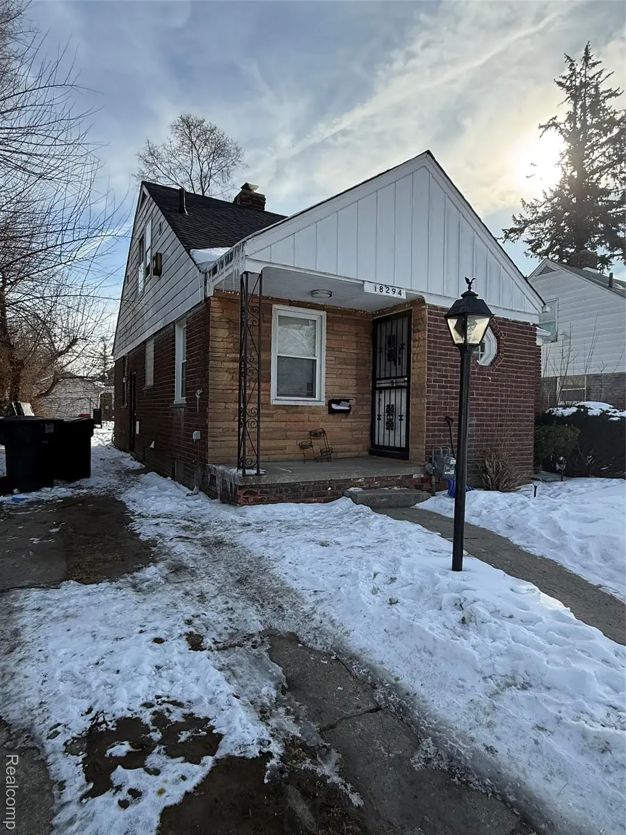 18294 Biltmore Street, Detroit, MI 48235 - Image #3