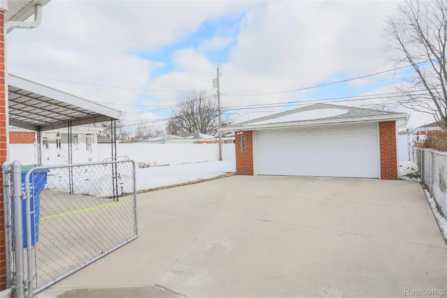 28646 Aline Drive, Warren, MI 48093 - #3