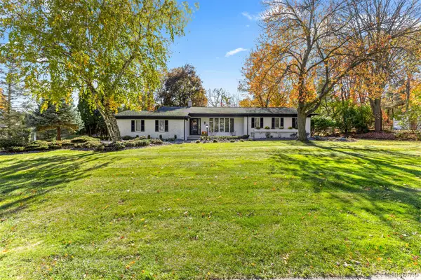 38067 Southfarm Lane, FarmingtonHills, MI 48167