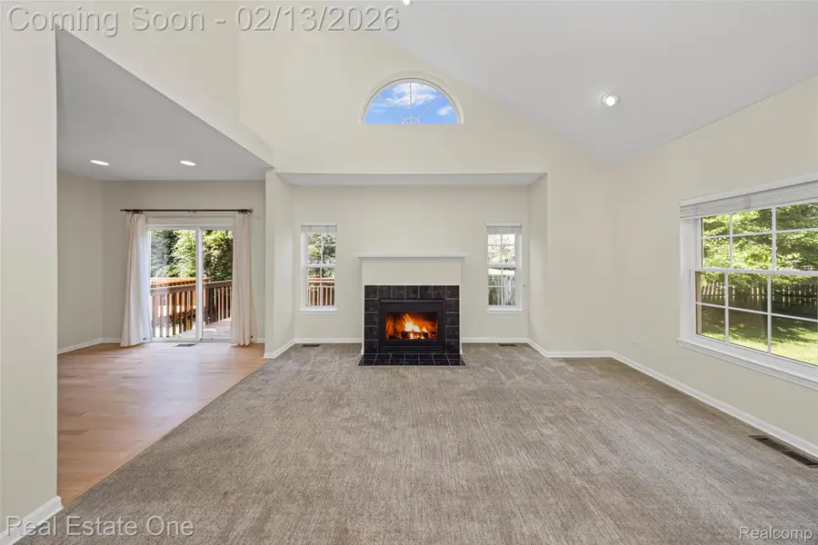 38282 Saratoga Circle, Farmington Hills, MI 48331 - #2
