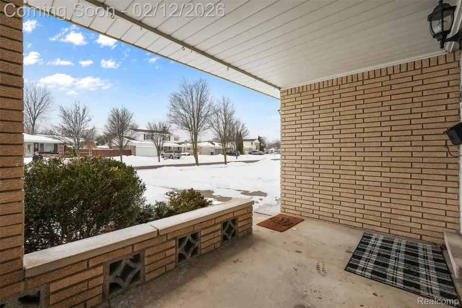 37136 Tricia Drive, Sterling Heights, MI 48310 - Image #3