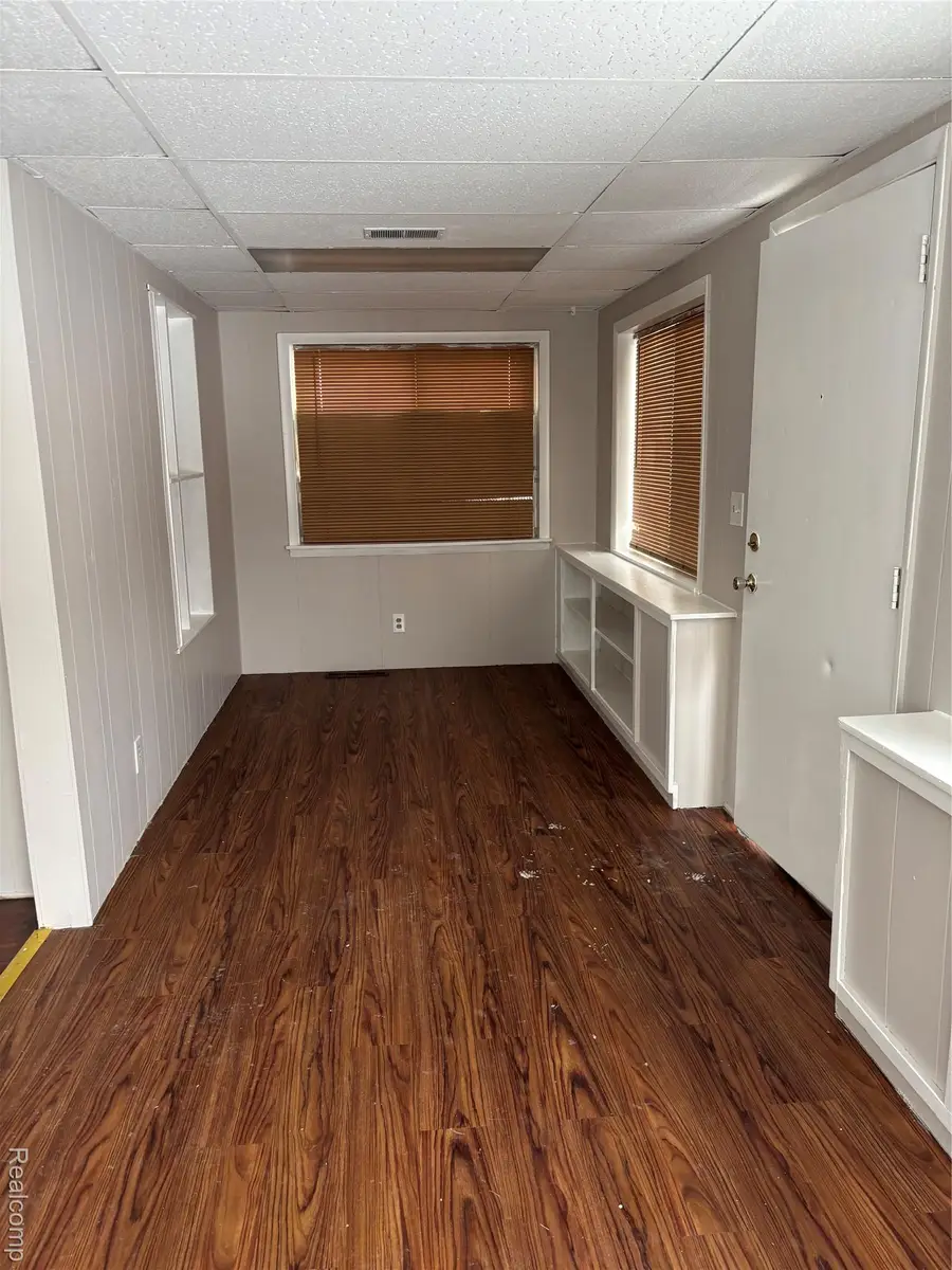 2805 Reynolds Street, Flint, MI 48503 - #2