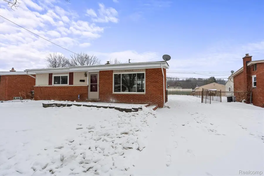 25615 Wohlfeil Street, Taylor, MI 48180 - #3