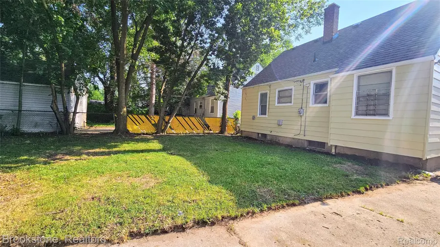 7336 Chatham, Redford, MI 48239 - #3