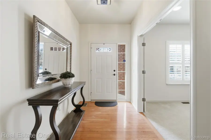 1082 Paddock Drive, South Lyon, MI 48178 - #3